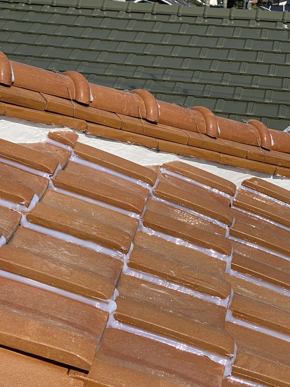 コーキング工事もハルキ建設にお任せください